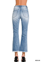 Load image into Gallery viewer, Cropped Denim Jeans
