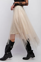 Load image into Gallery viewer, Isabell Tulle Skirt
