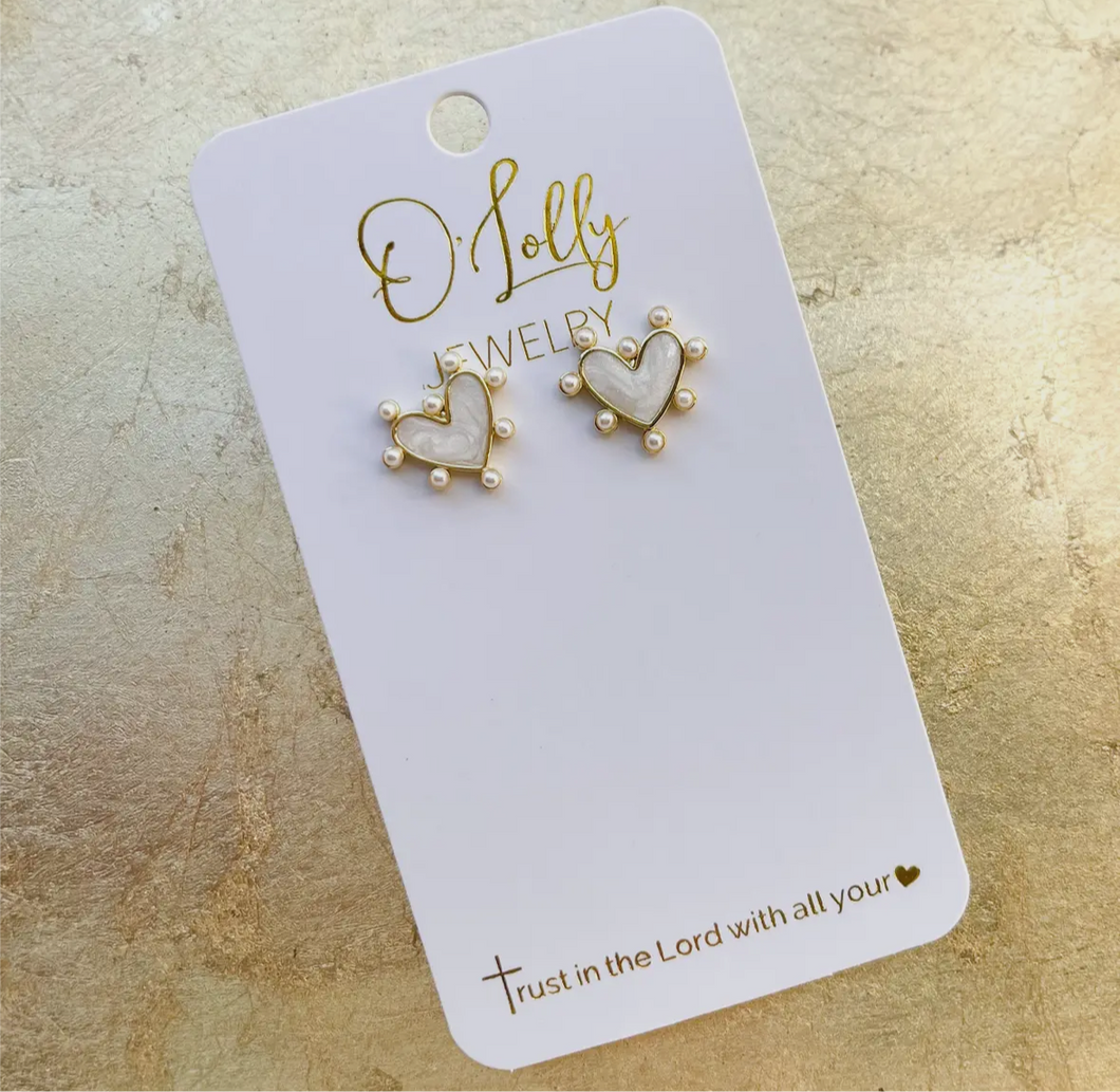 Heart of Pearls Studs
